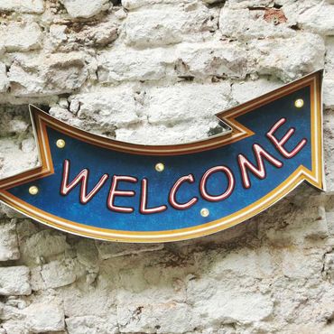 Cartel Luminoso Welcome fondo azul