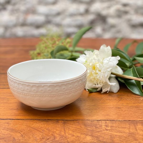 Bowl labrado porcelana borde dorado