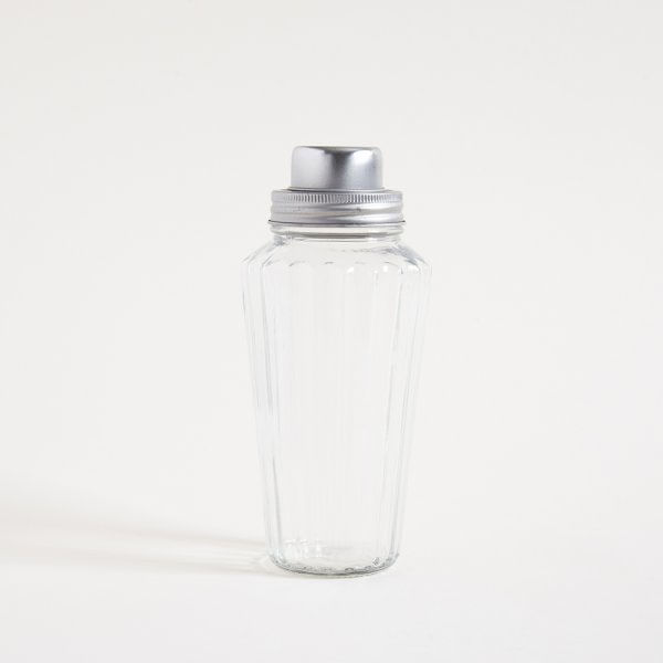 Coctelera tapa plateada rayas verticales 850ml