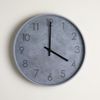 Reloj redondo midtown gray 30.5 cm